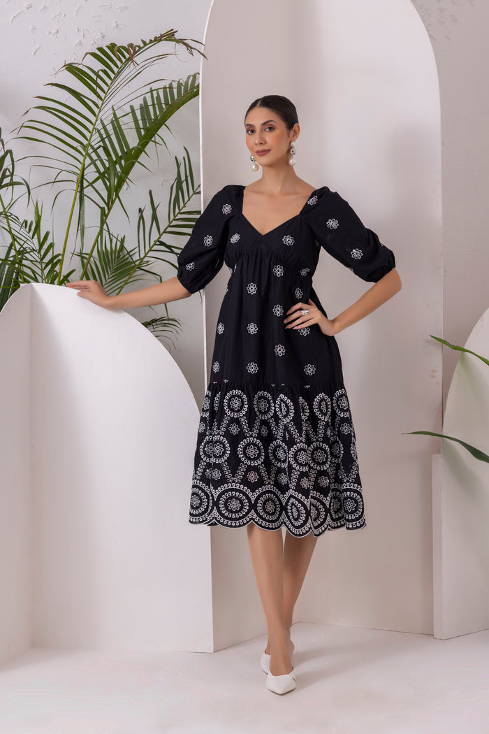 Black Floral Embroidery Midi Dress