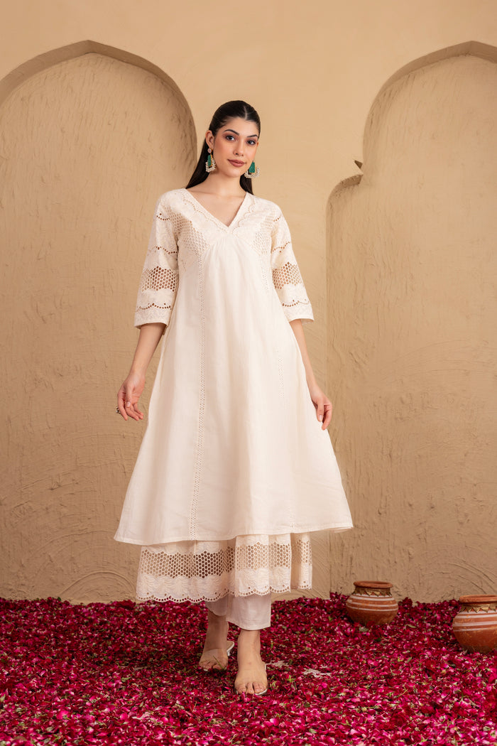 CREAM SUIT SET WITH YELLOW FLORAL PRINTED ORGANZA DUPATTA