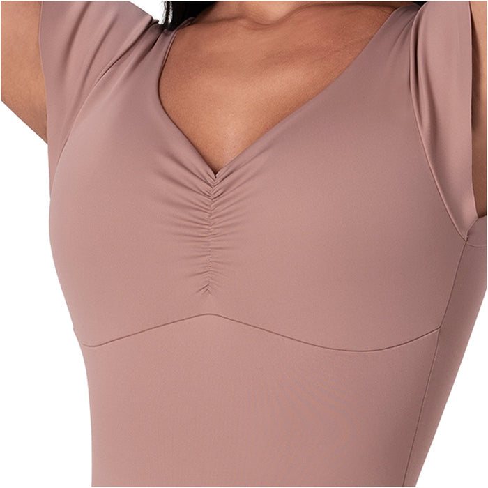 Fajas MyD Flutter-Sleeve Bodysuit Light Control V-Neck Shaper