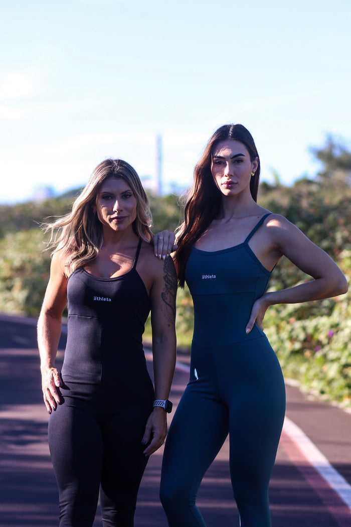 Macacão Flow Flare Feminino  Athleta Preto
