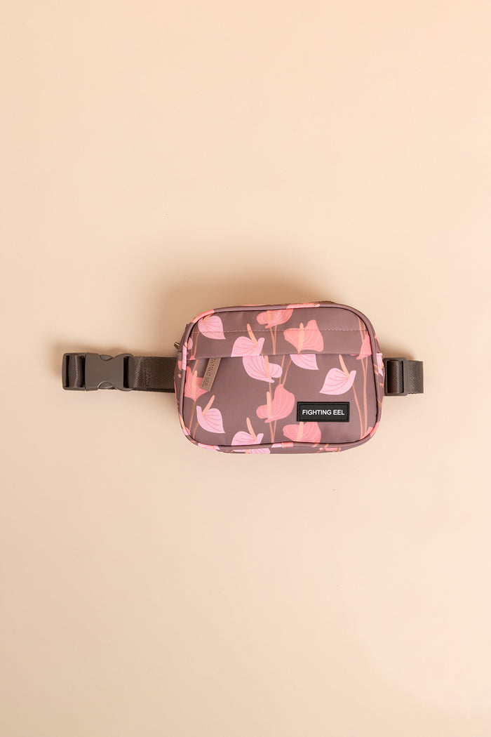 Rue Side Pouch - Tuscan Anthurium Love