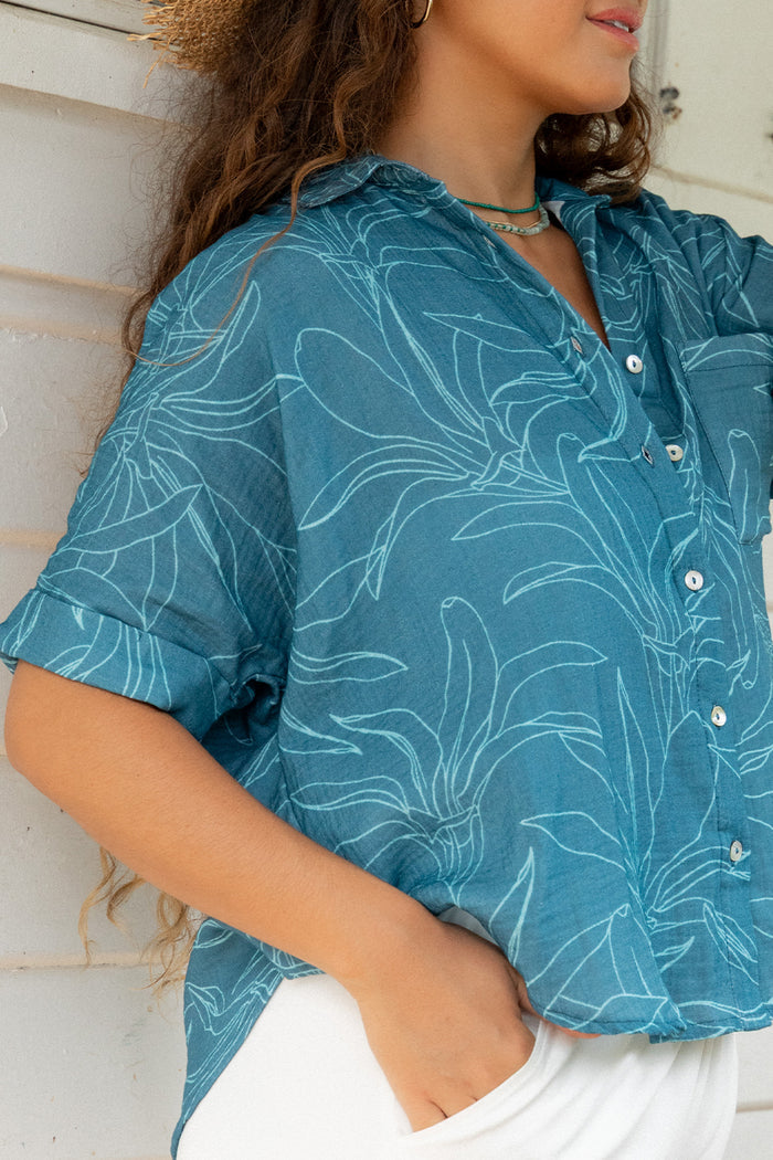 Top Quinn - Teal Ti Leaf Muslin
